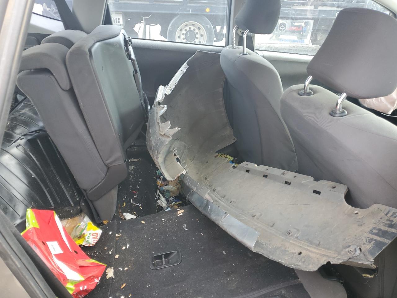 2009 Honda Fit - Image 10