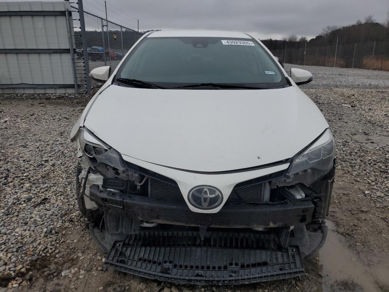 2018 Toyota Corolla - Image 5