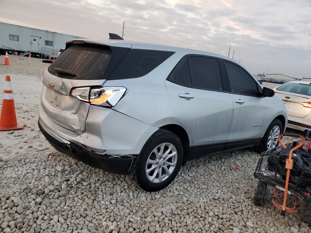 2018 Chevrolet Equinox - Image 3