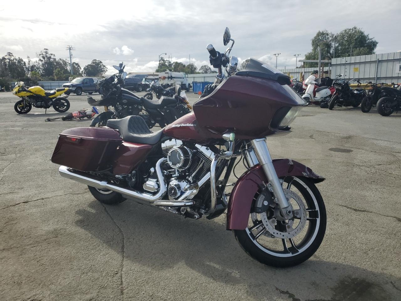 2015 Harley-Davidson Fltrx Road Glide for Sale in Martinez, CA - All Over