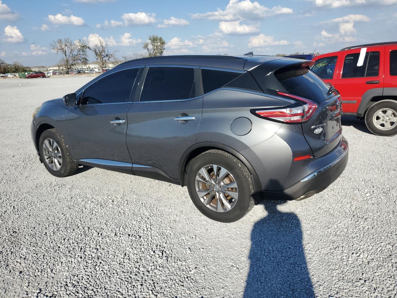 2015 Nissan Murano - Image 2