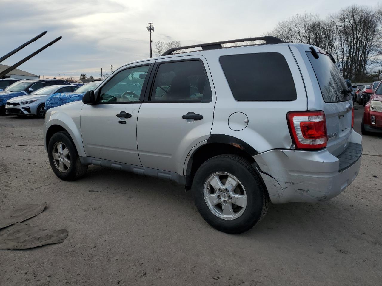 2010 Ford Escape - Image 2
