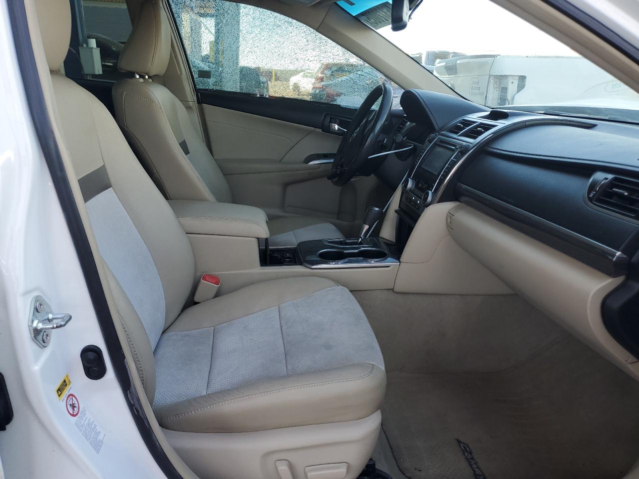 2013 Toyota Camry - Image 7