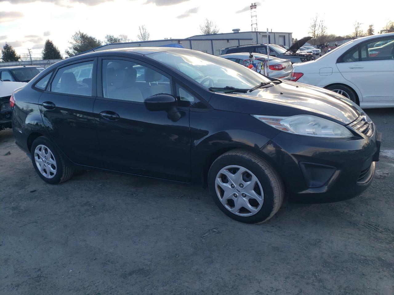 2013 Ford Fiesta - Image 4