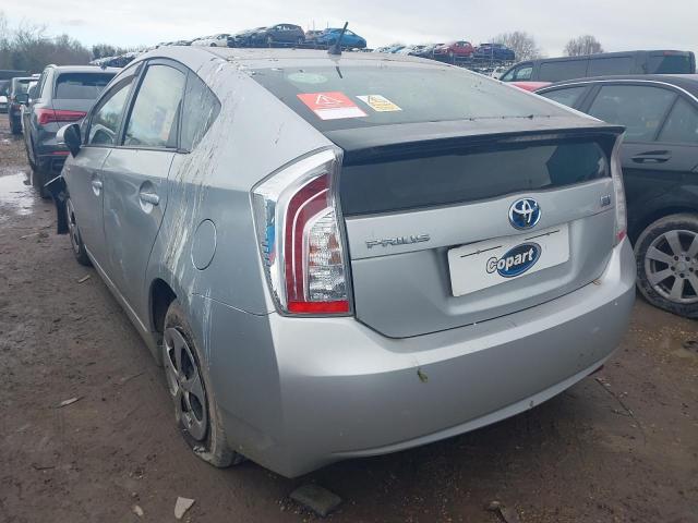 2014 TOYOTA PRIUS HYBR