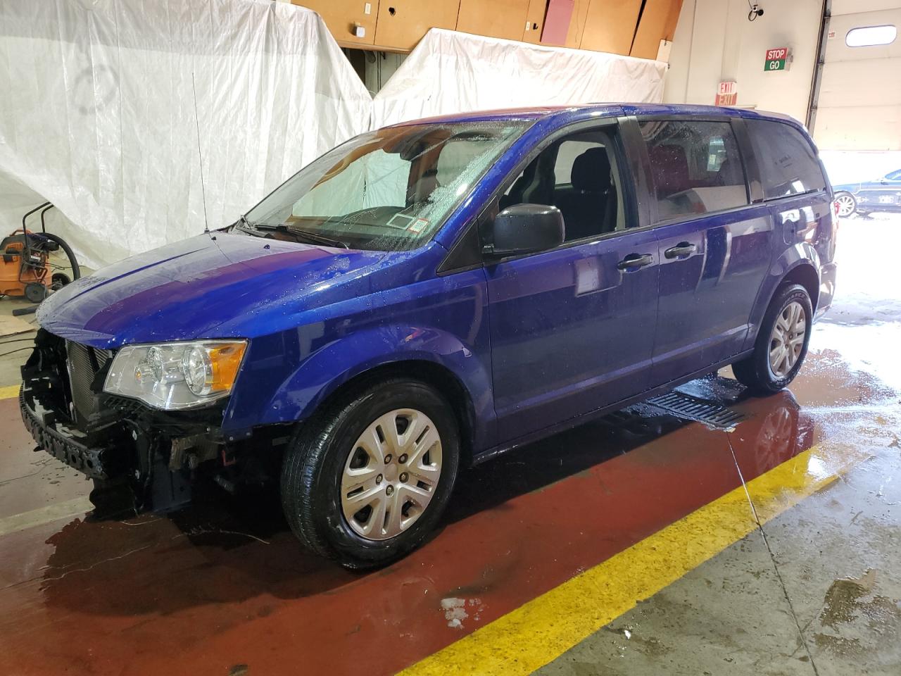 2019 Dodge Caravan - Image 1