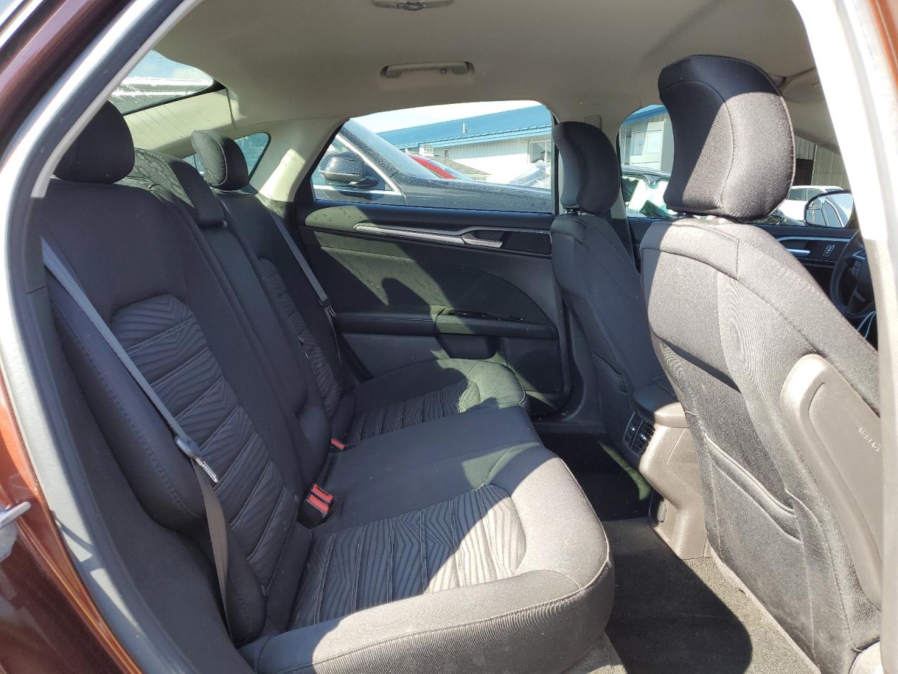 2016 Ford Fusion - Image 10