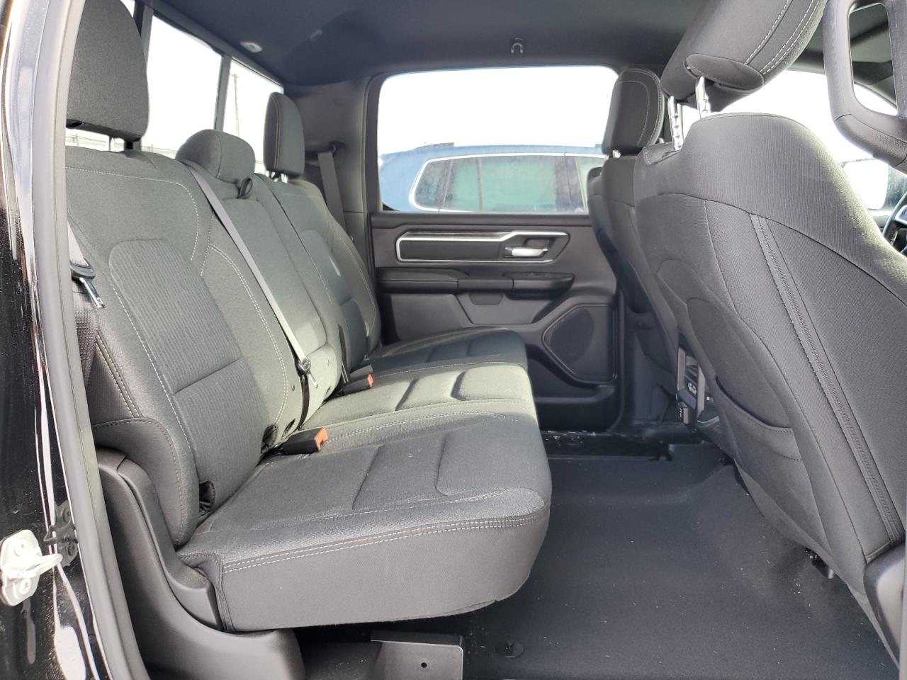 2020 RAM 1500 - Image 10