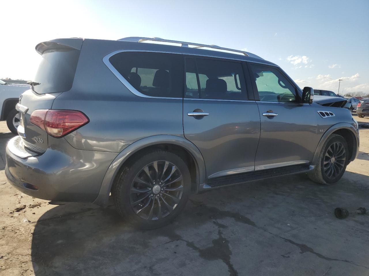 2015 Infiniti QX80 - Image 3