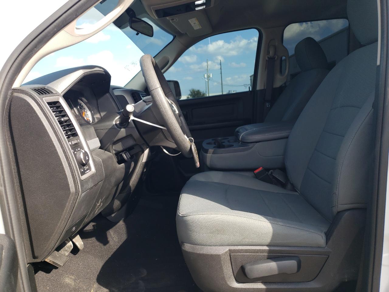 2019 RAM 1500 - Image 7