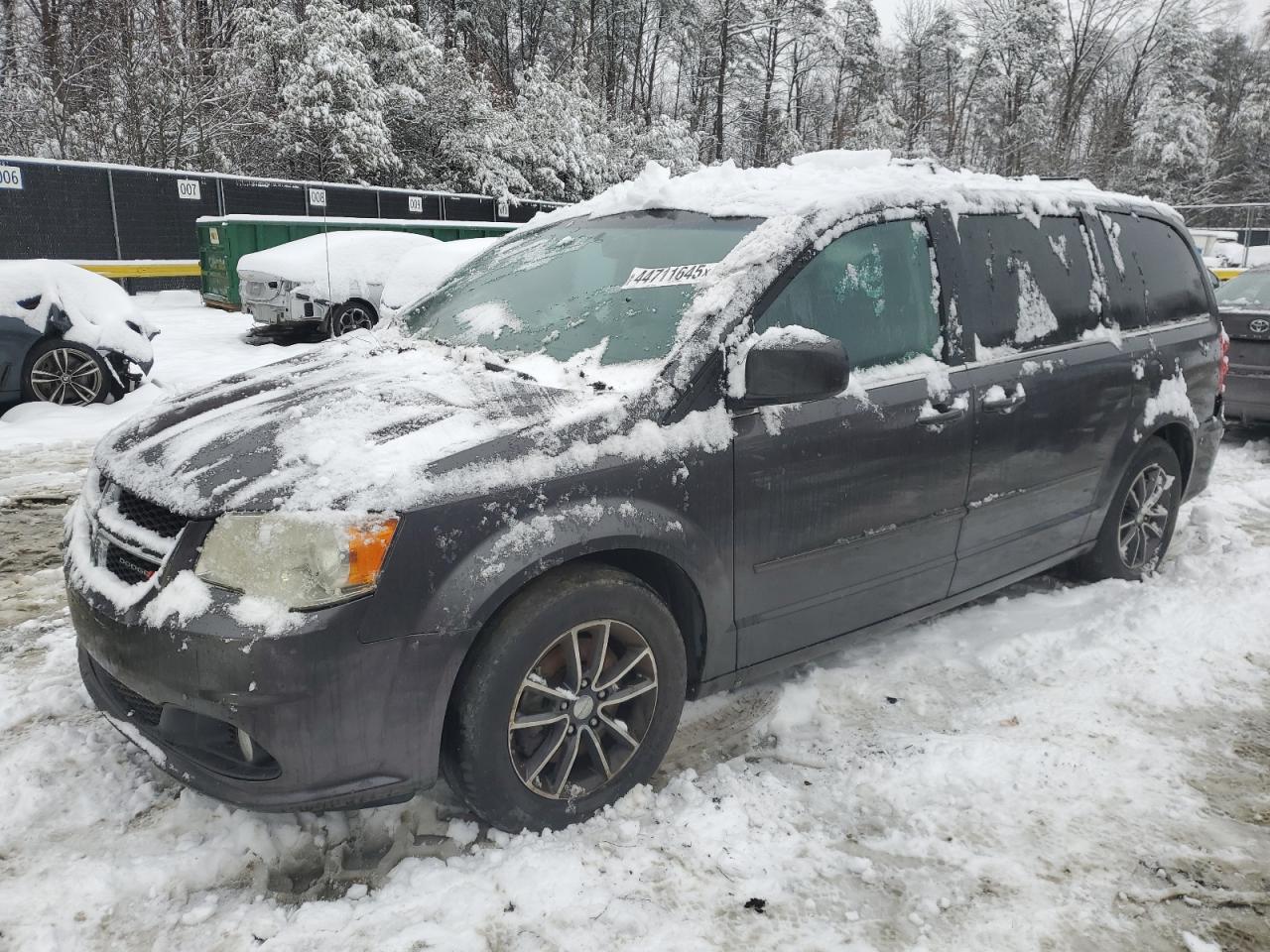 2017 Dodge Caravan - Image 1