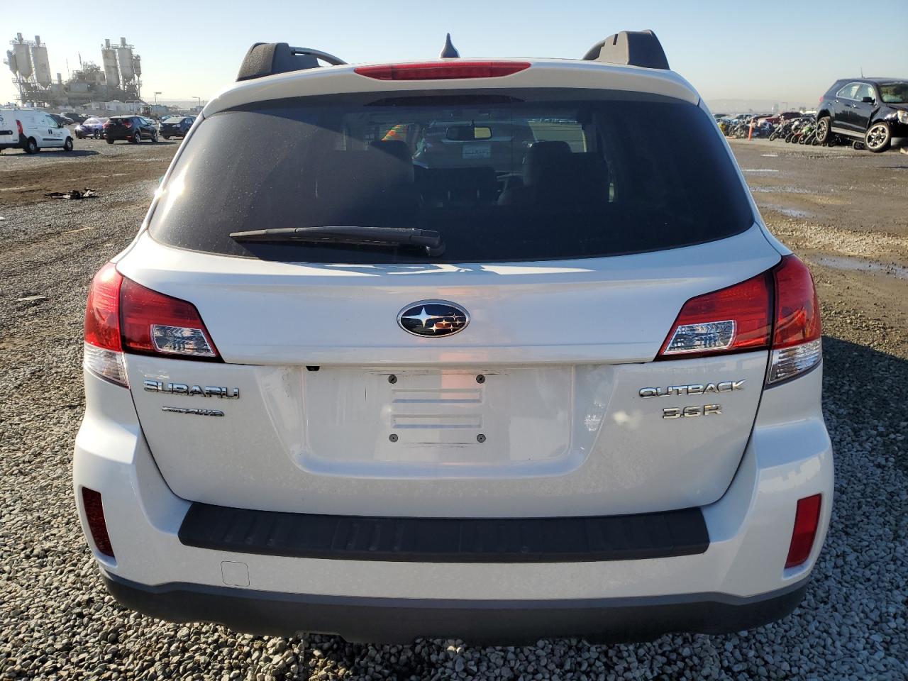 2013 Subaru Outback - Image 6