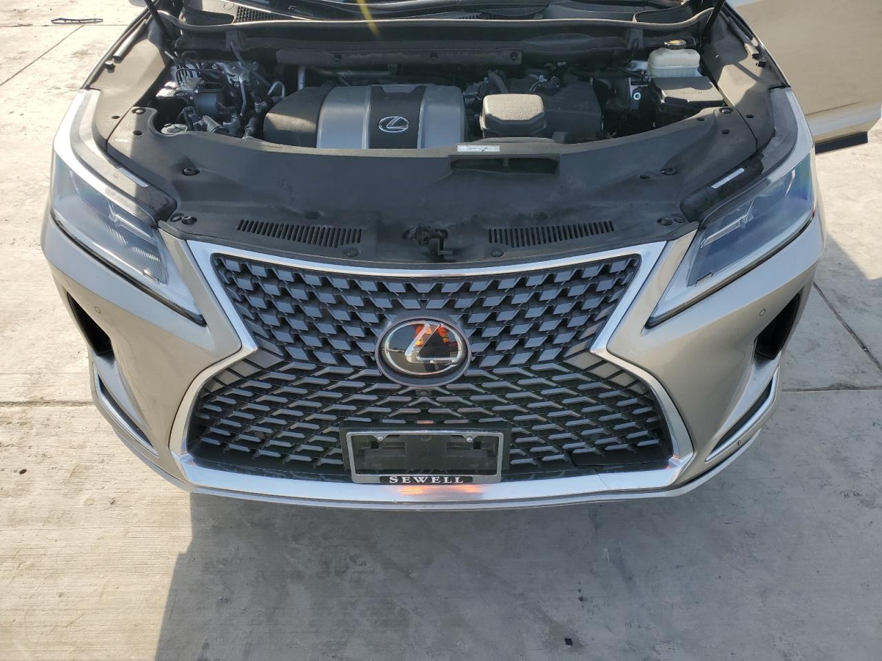 2020 Lexus RX - Image 12
