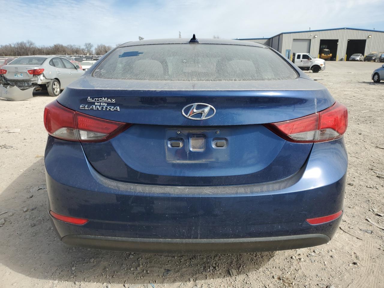 2016 Hyundai Elantra - Image 6