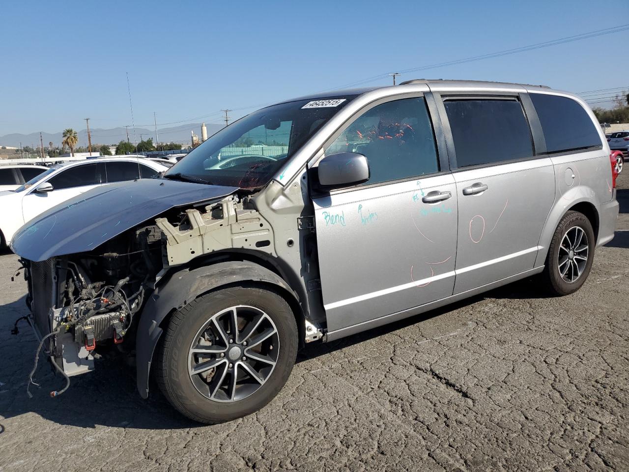 2018 Dodge Grand Caravan Gt zu verkaufen in Colton, CA - Front End
