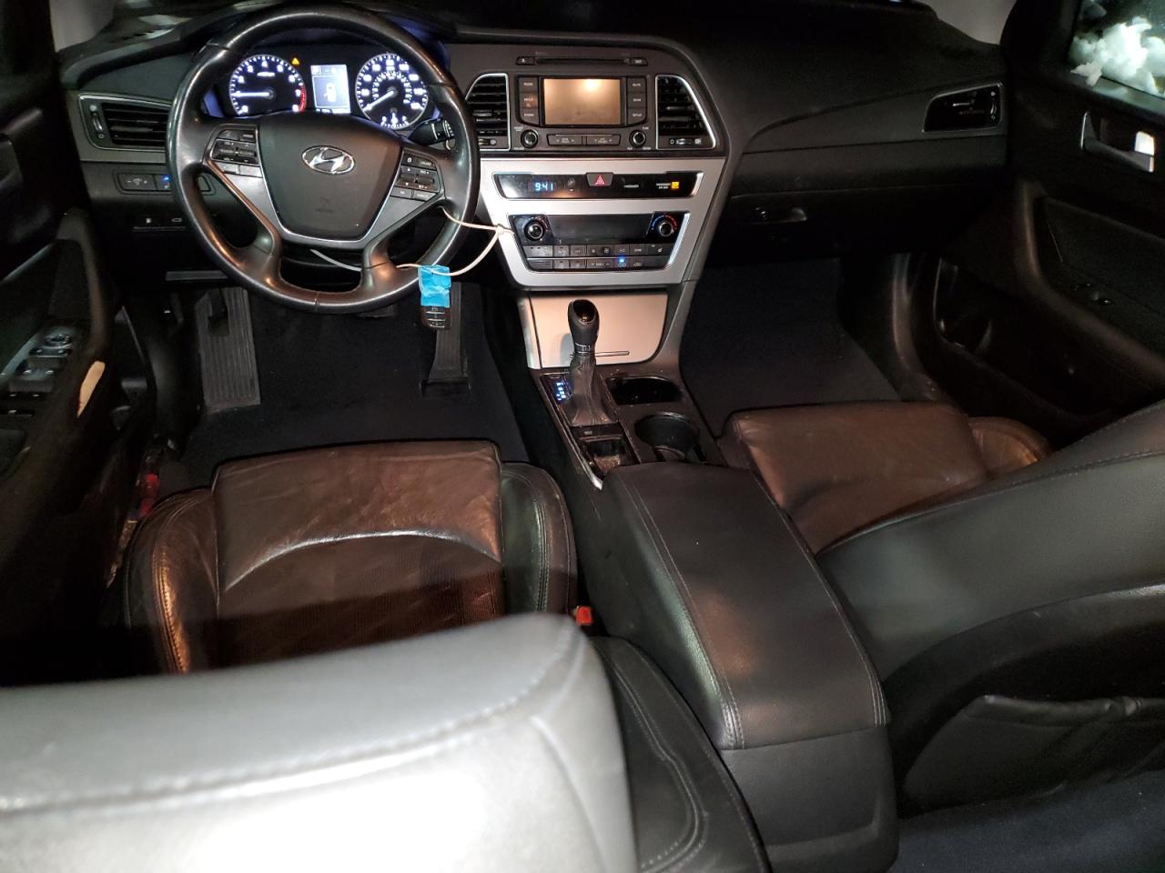 2015 Hyundai Sonata - Image 8