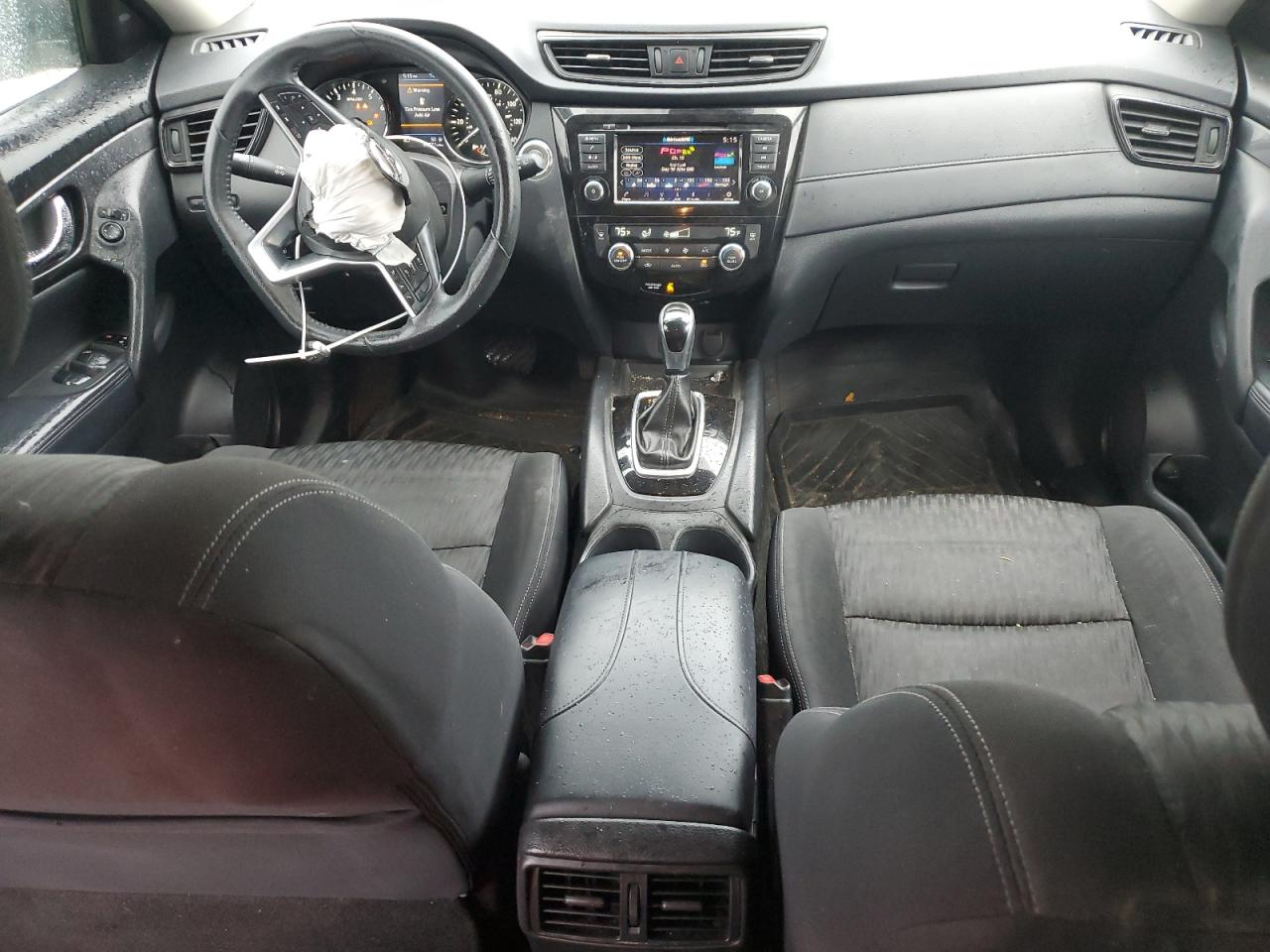 2020 Nissan Rogue - Image 8