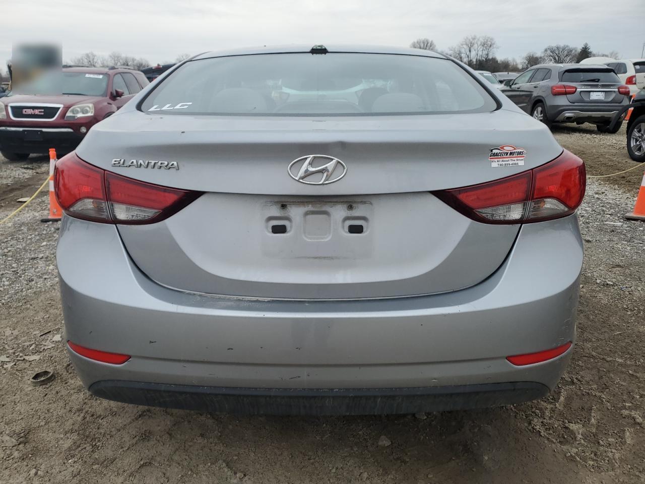 2016 Hyundai Elantra - Image 6