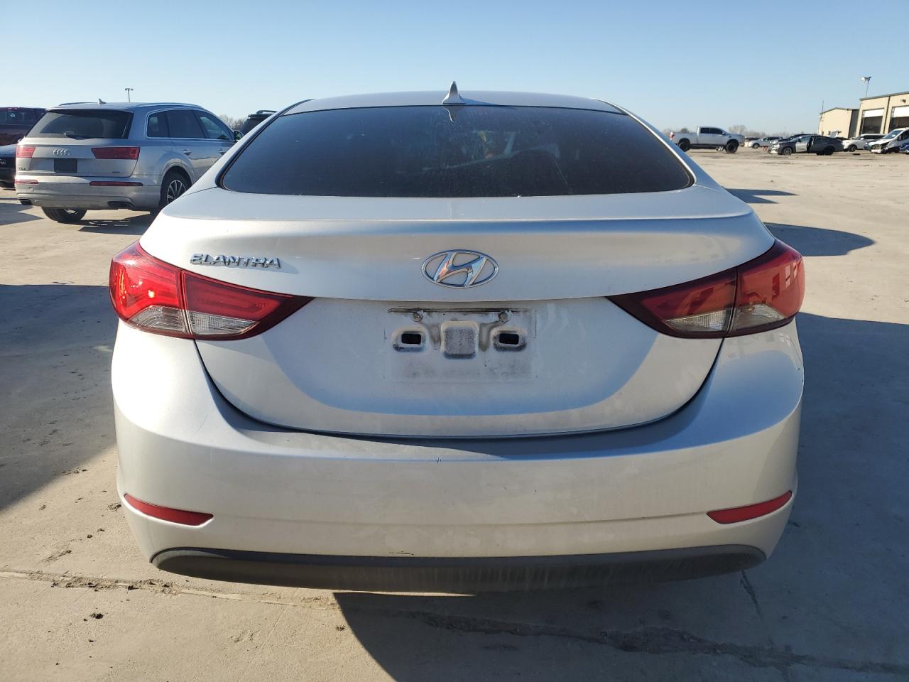 2015 Hyundai Elantra - Image 6
