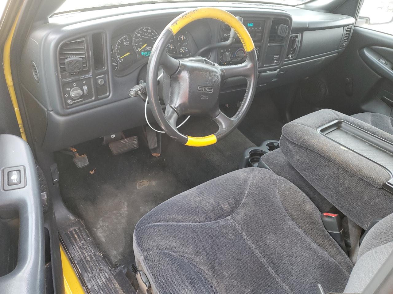 2001 GMC Sierra - Image 8