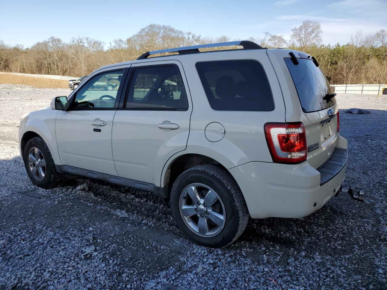 2010 Ford Escape - Image 2