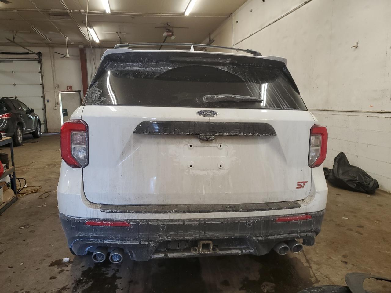 2020 Ford Explorer - Image 6