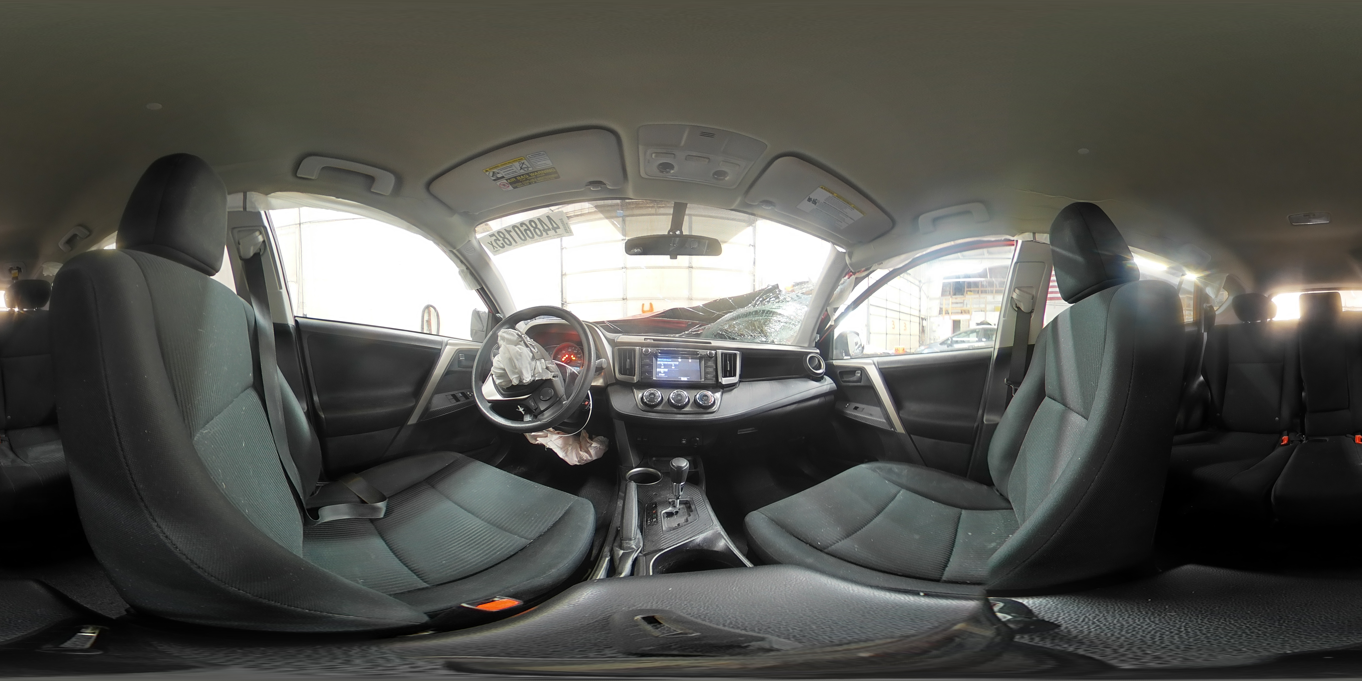 2014 Toyota RAV 4 - Image 14
