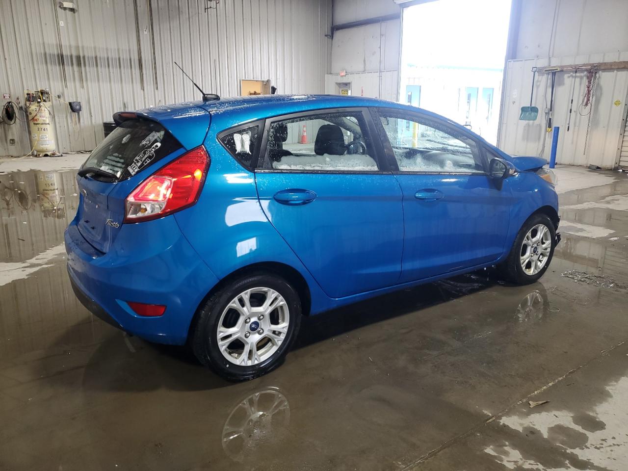 2016 Ford Fiesta - Image 3