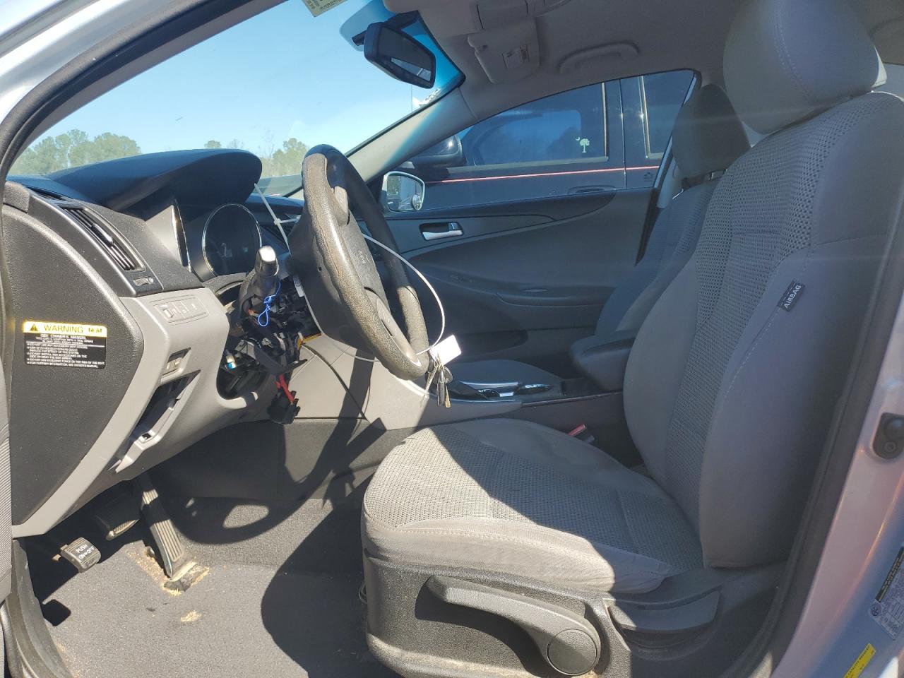 2013 Hyundai Sonata - Image 7
