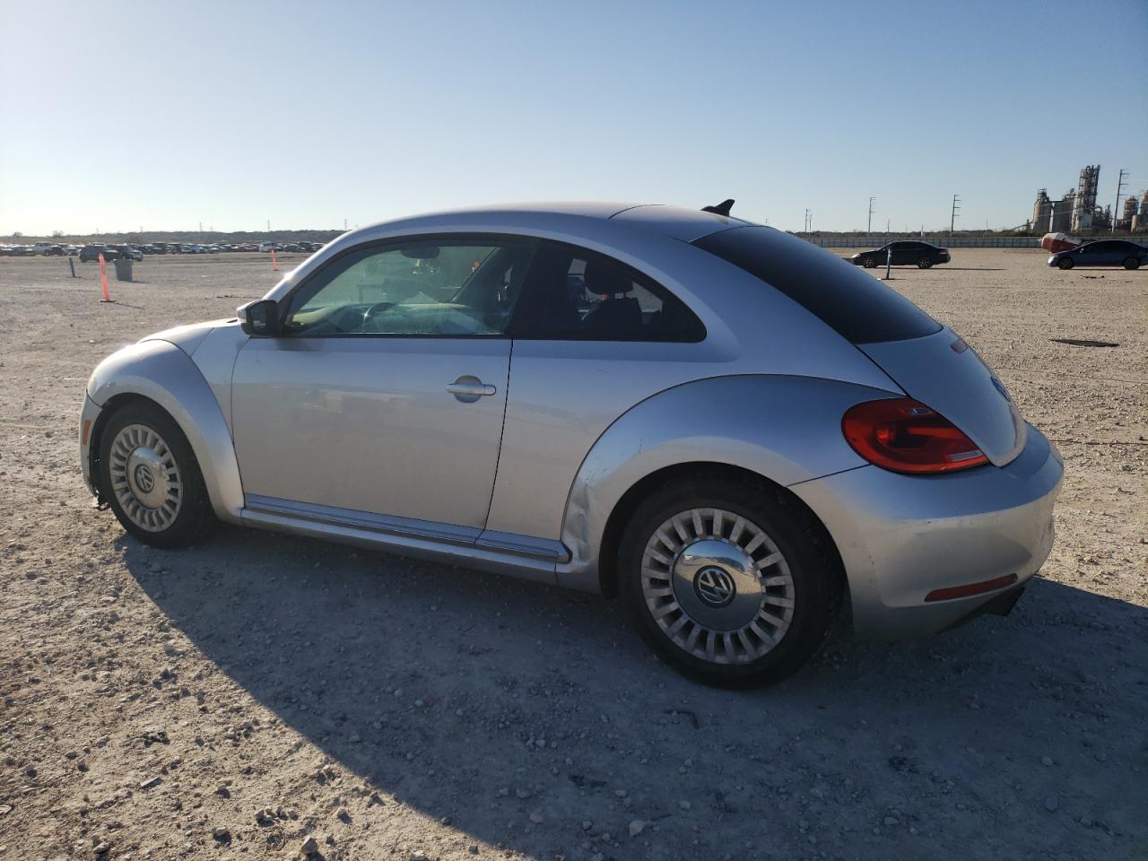 2014 Volkswagen Beetle - Image 2