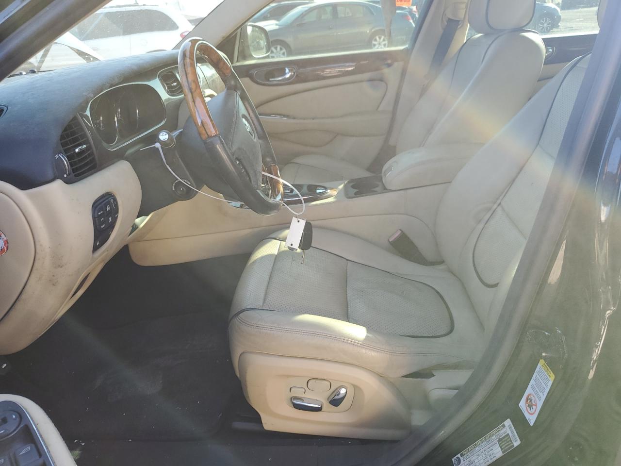 2008 Jaguar XJ - Image 7