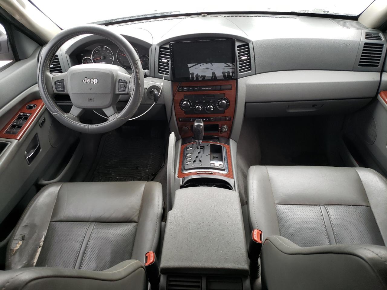2005 Jeep Grand Cherokee - Image 8