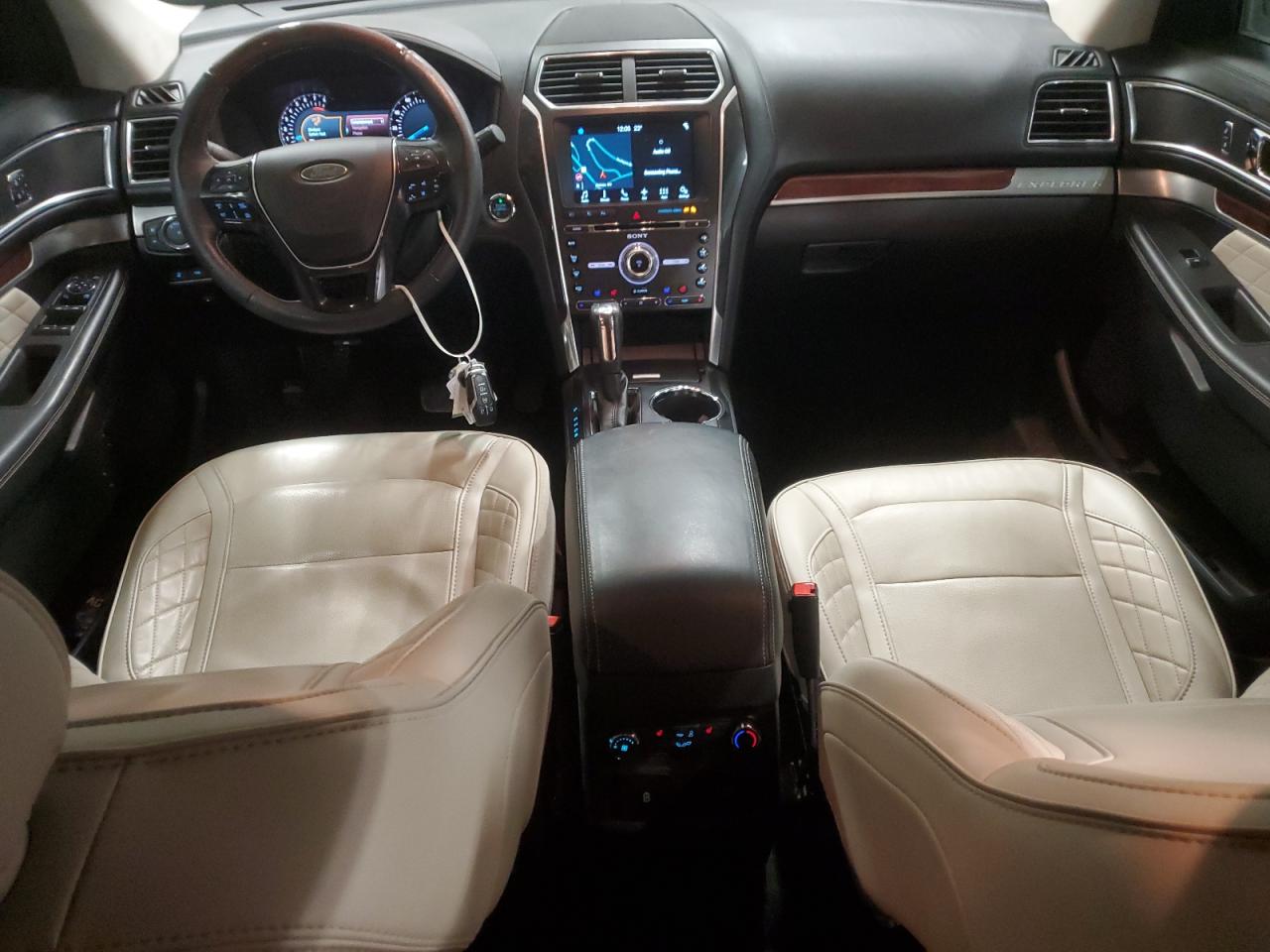 2017 Ford Explorer - Image 8