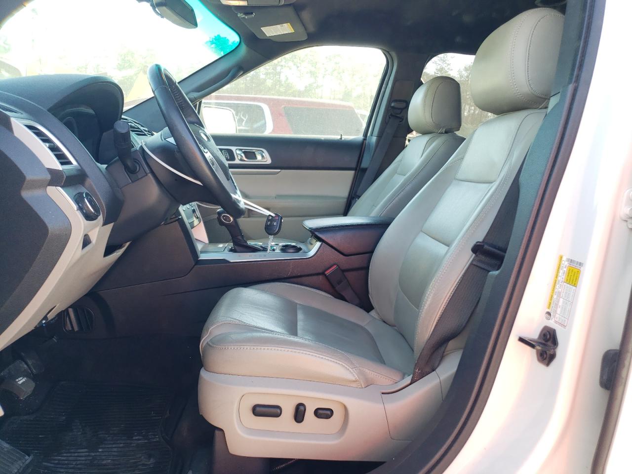 2011 Ford Explorer - Image 7