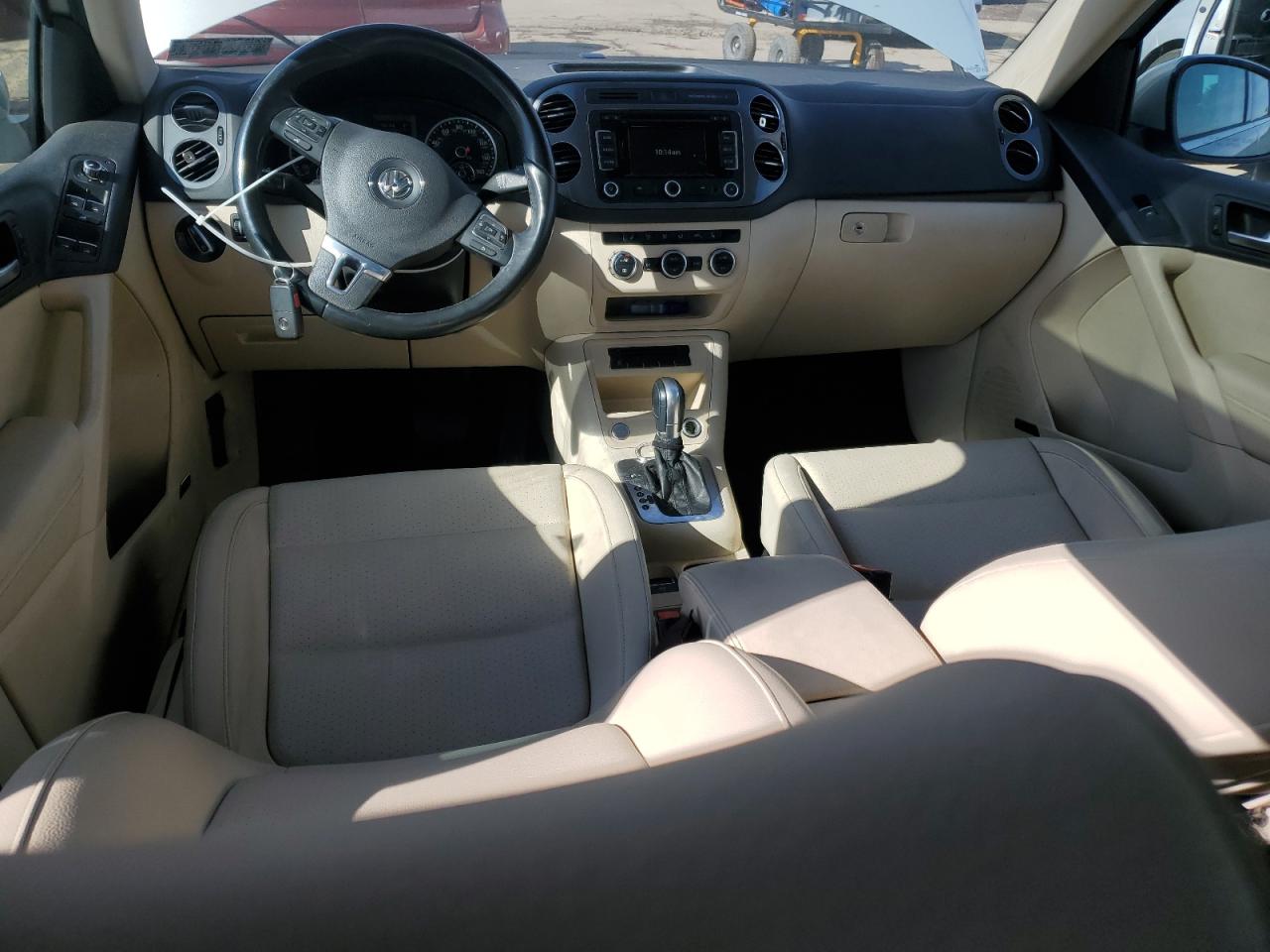 2015 Volkswagen Tiguan - Image 8