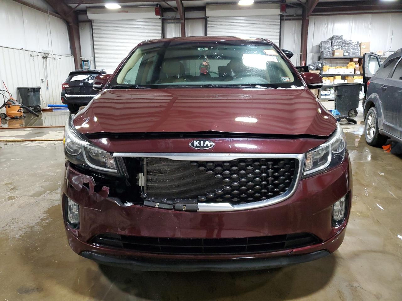 2016 Kia Sedona - Image 5