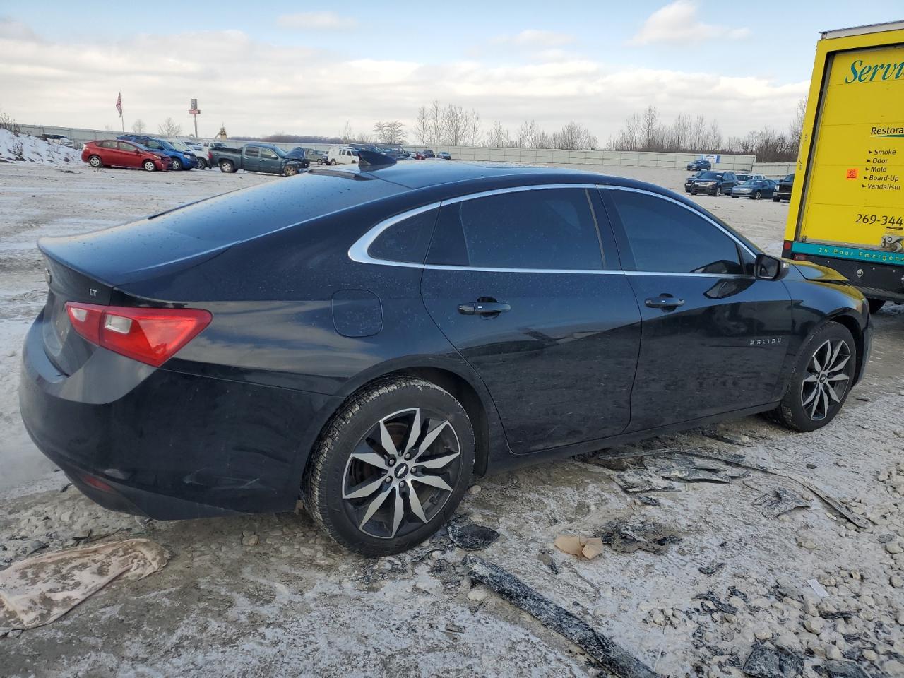 2017 Chevrolet Malibu - Image 3