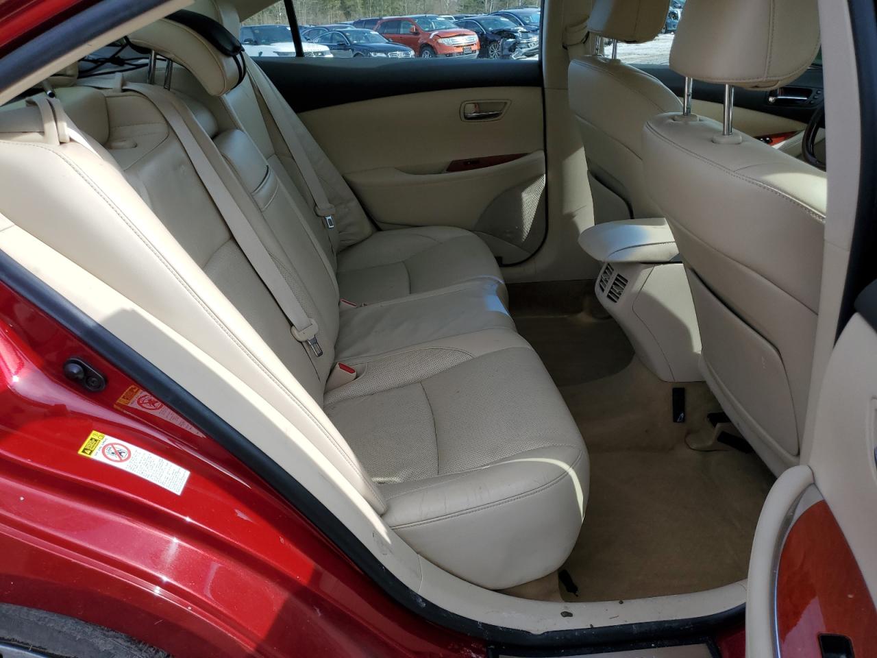2012 Lexus ES - Image 10