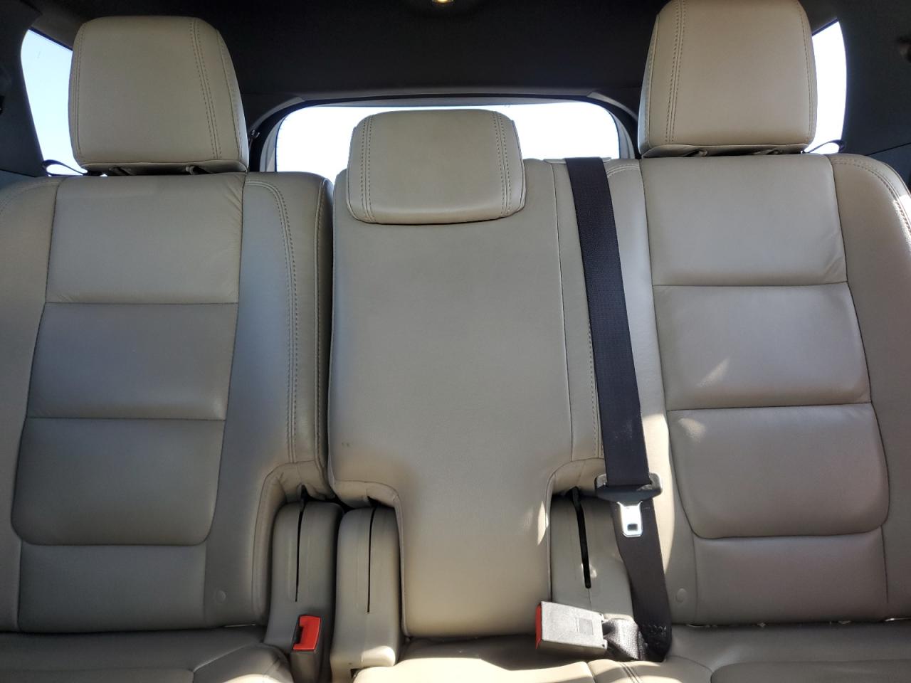 2014 Ford Explorer - Image 10