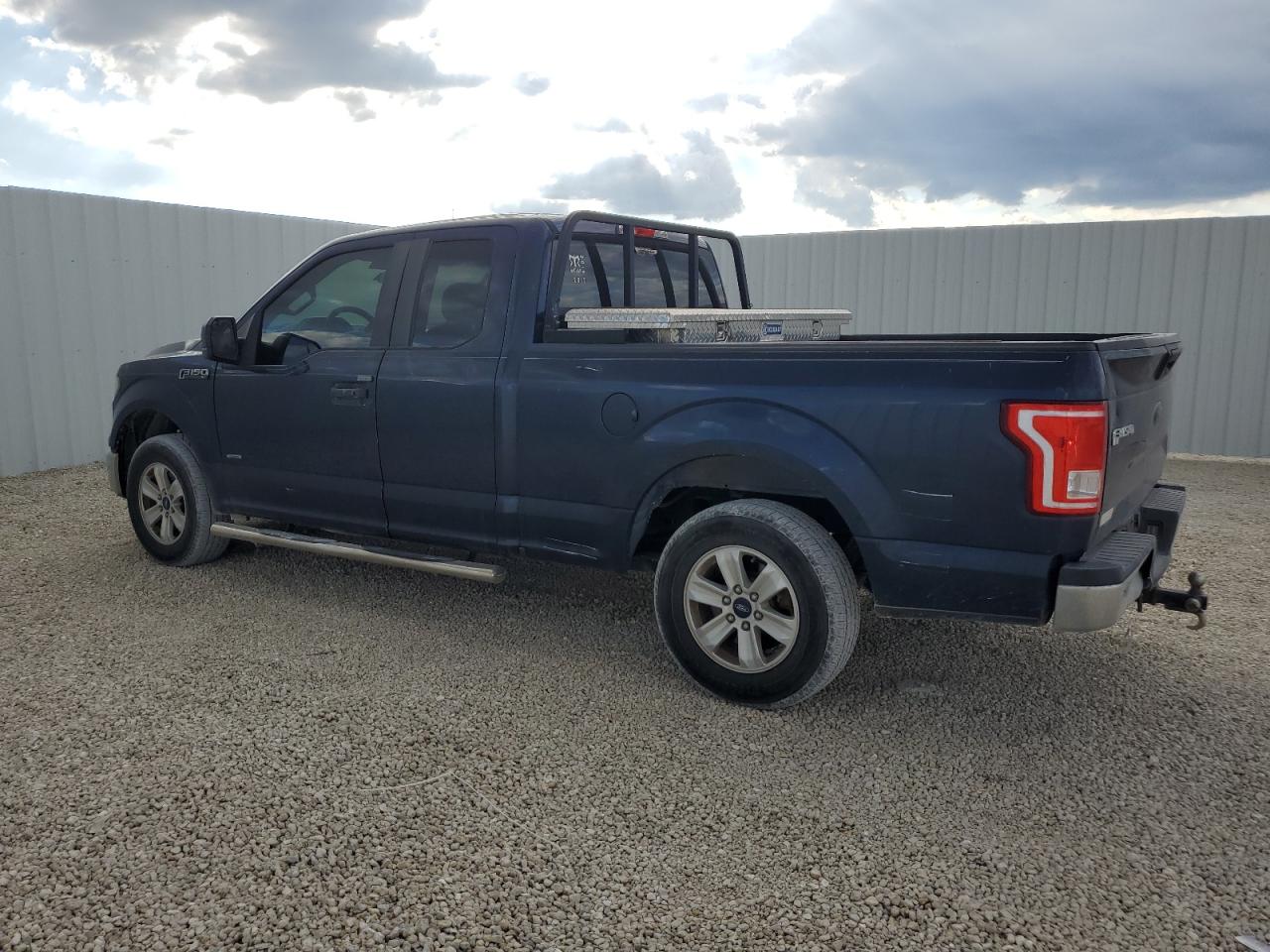 2015 Ford F-150 - Image 2