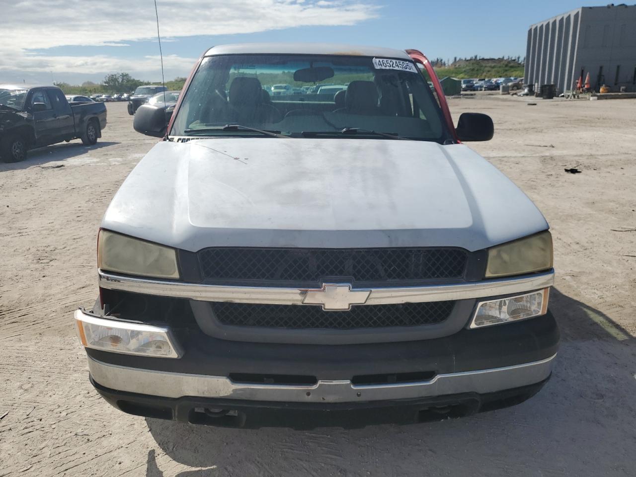 2003 Chevrolet Silverado - Image 5