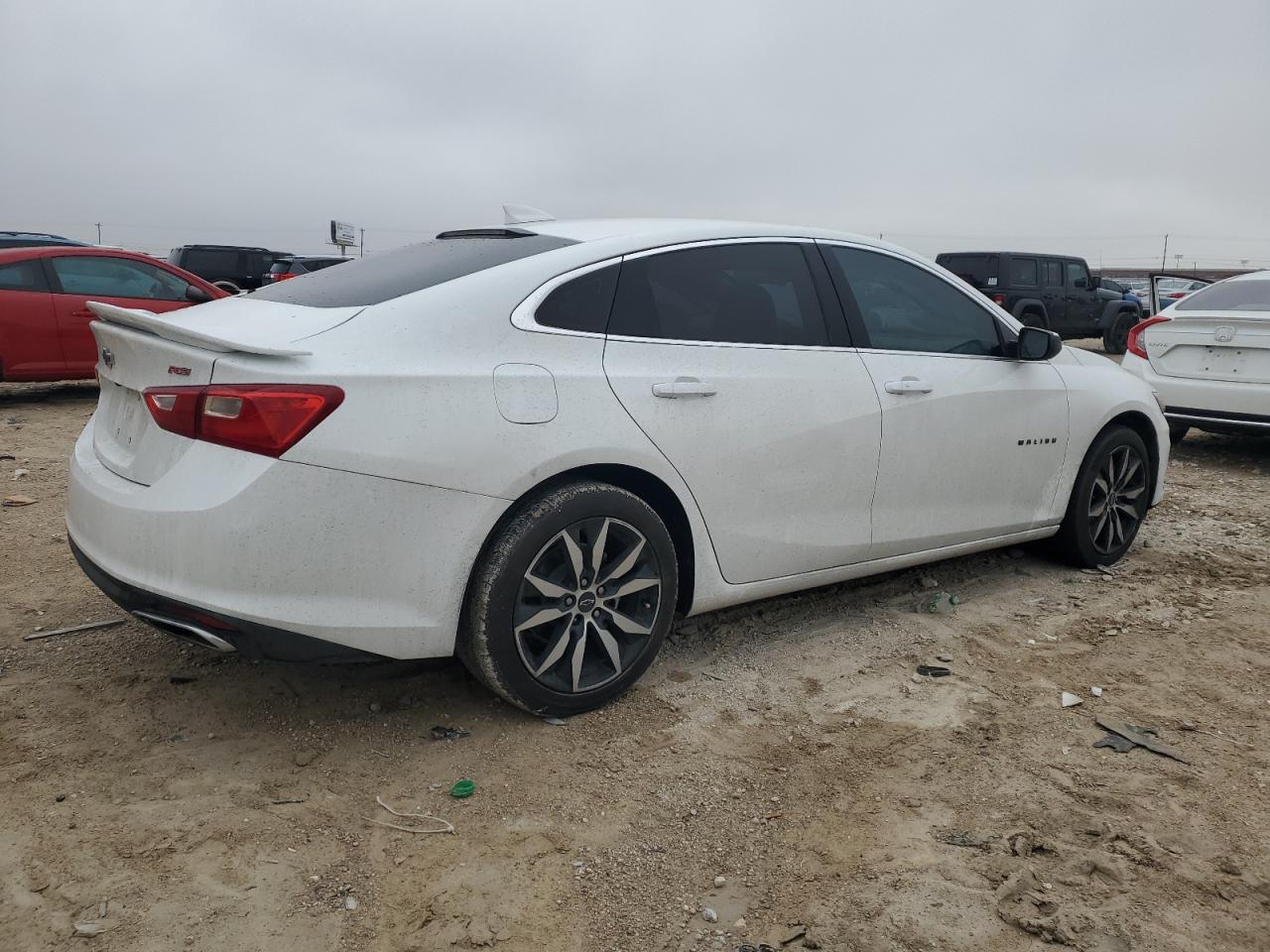 2023 Chevrolet Malibu - Image 3