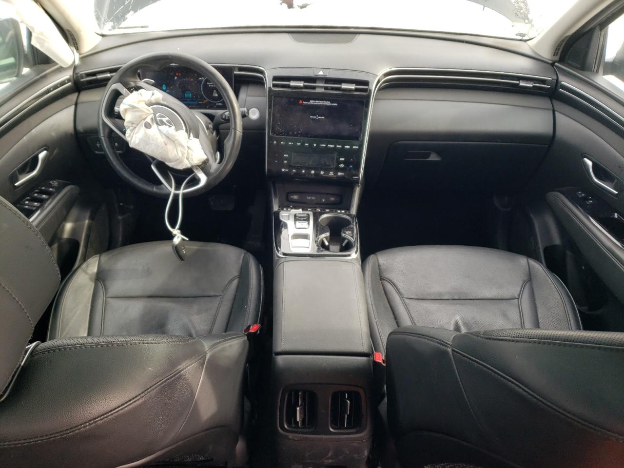 2022 Hyundai Tucson - Image 8