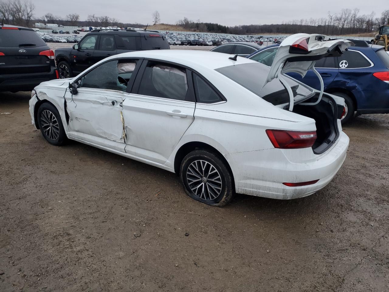 2021 Volkswagen Jetta - Image 2
