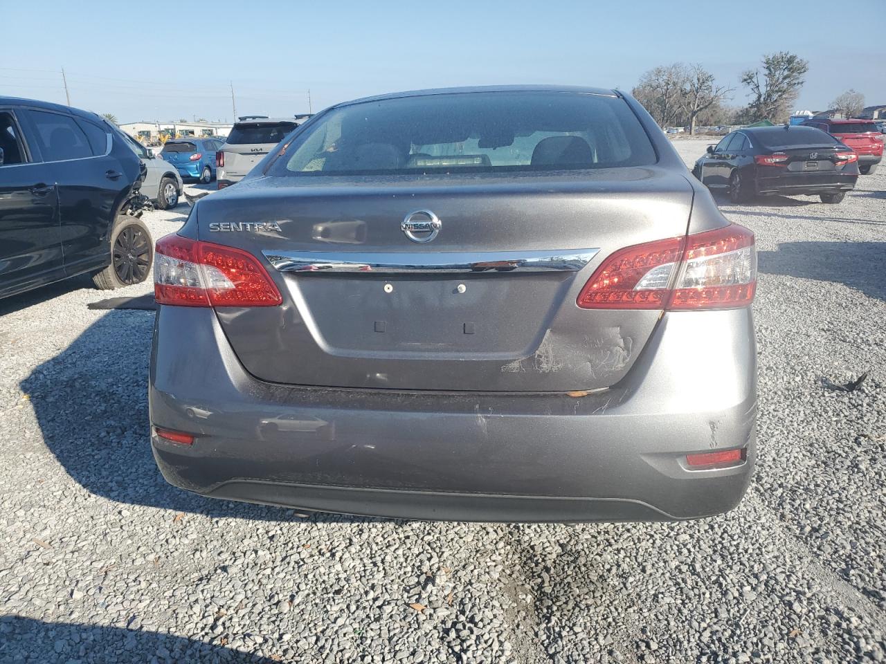 2015 Nissan Sentra - Image 6