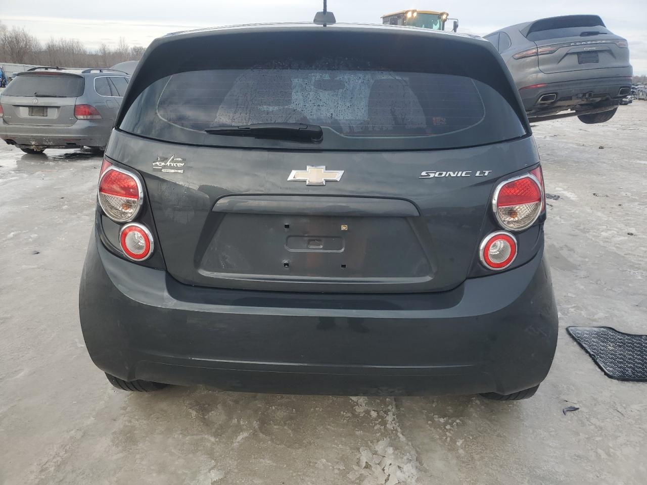 2015 Chevrolet Sonic - Image 6