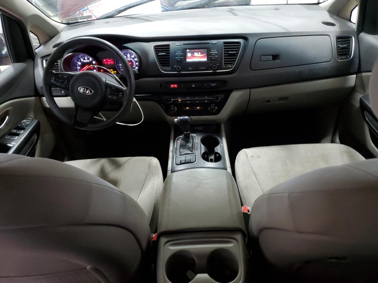 2015 Kia Sedona - Image 8