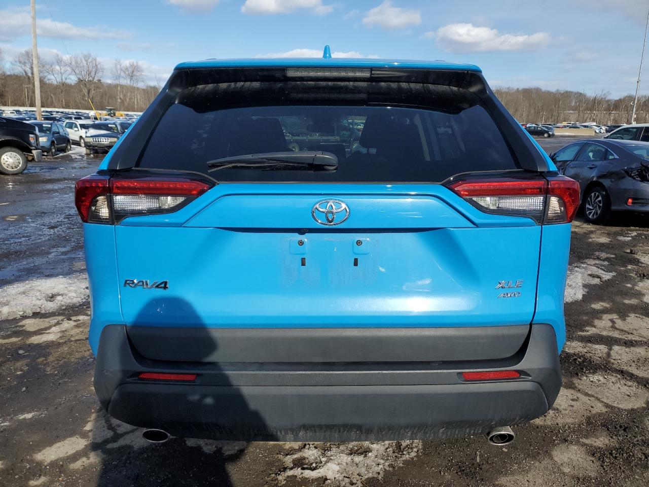 2021 Toyota RAV 4 - Image 6