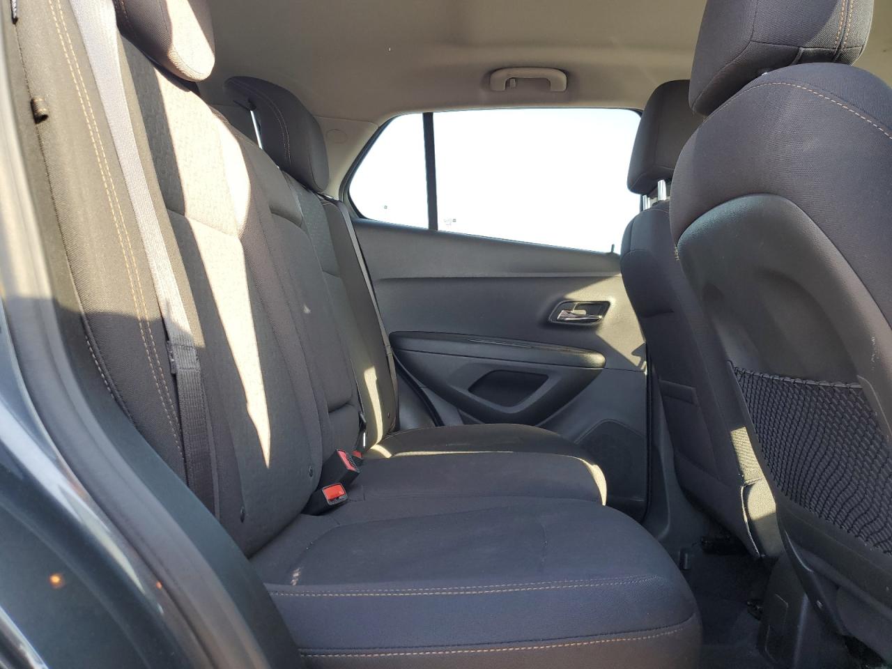 2020 Chevrolet Trax - Image 11