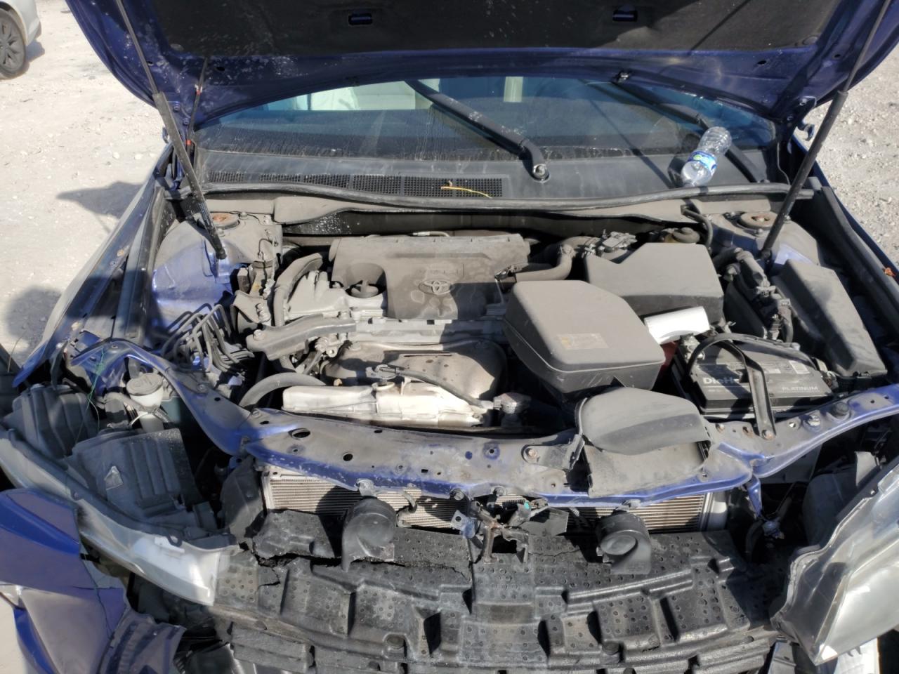 2016 Toyota Camry - Image 11